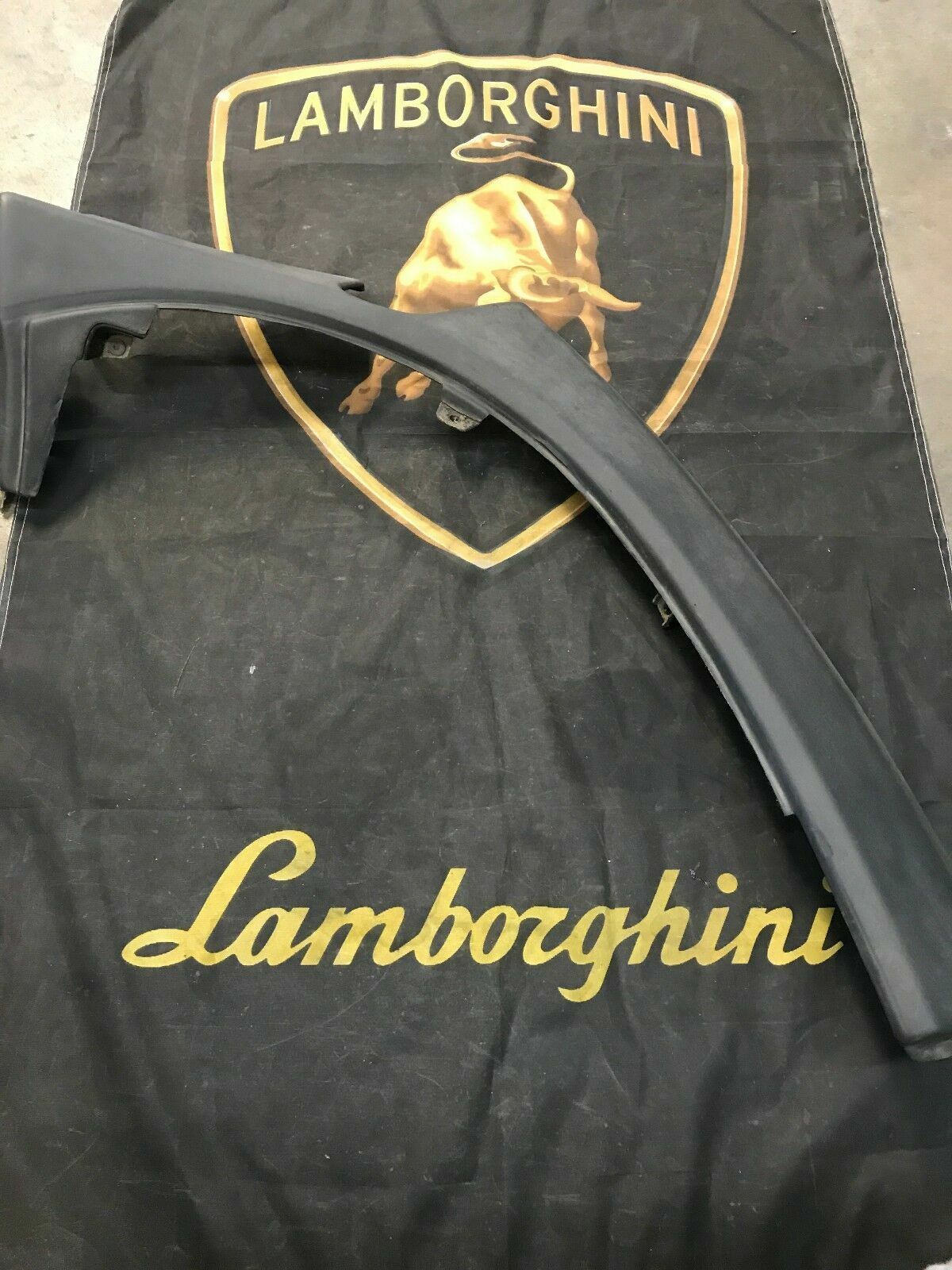 LAMBORGHINI GALLARDO DRIVER SIDE INTERIOR DASH TRIM GAP COVER OEM 400858345