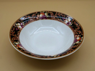 Vitromaster Avalon 1992 Fruits trim Soup Bowl  754074 Genuine Stoneware 7.5''