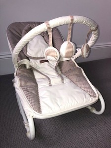 mamas & papas bouncer chair