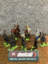 Britains Deetail Knights  Saracens Lot of 8