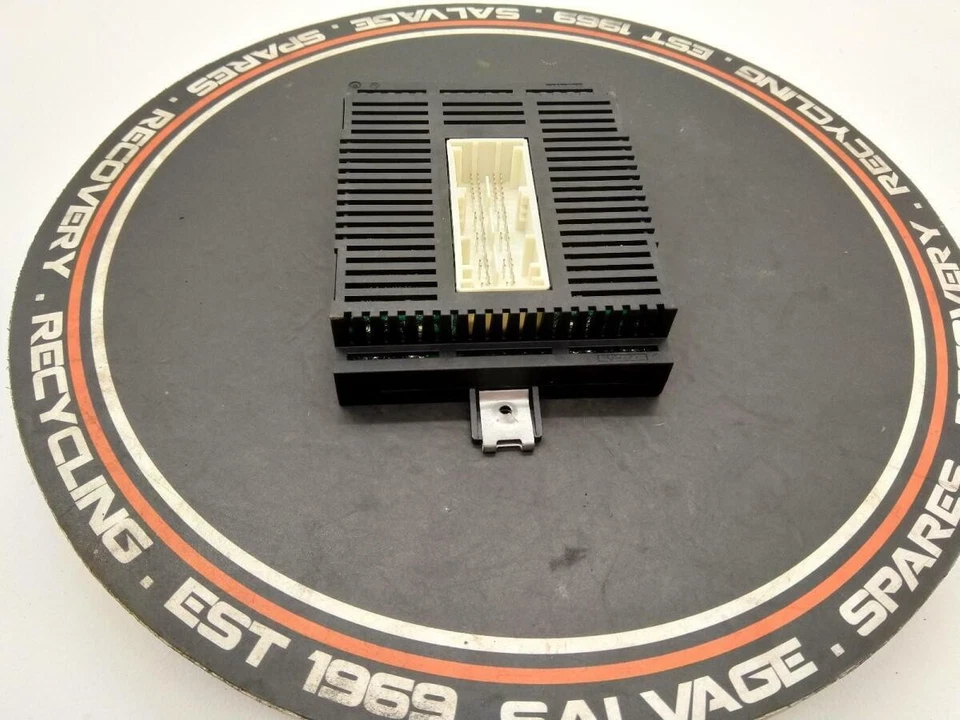 BMW 5 Series E60 2008 LCM Light Control Module 9192641 - Image 4 of 4