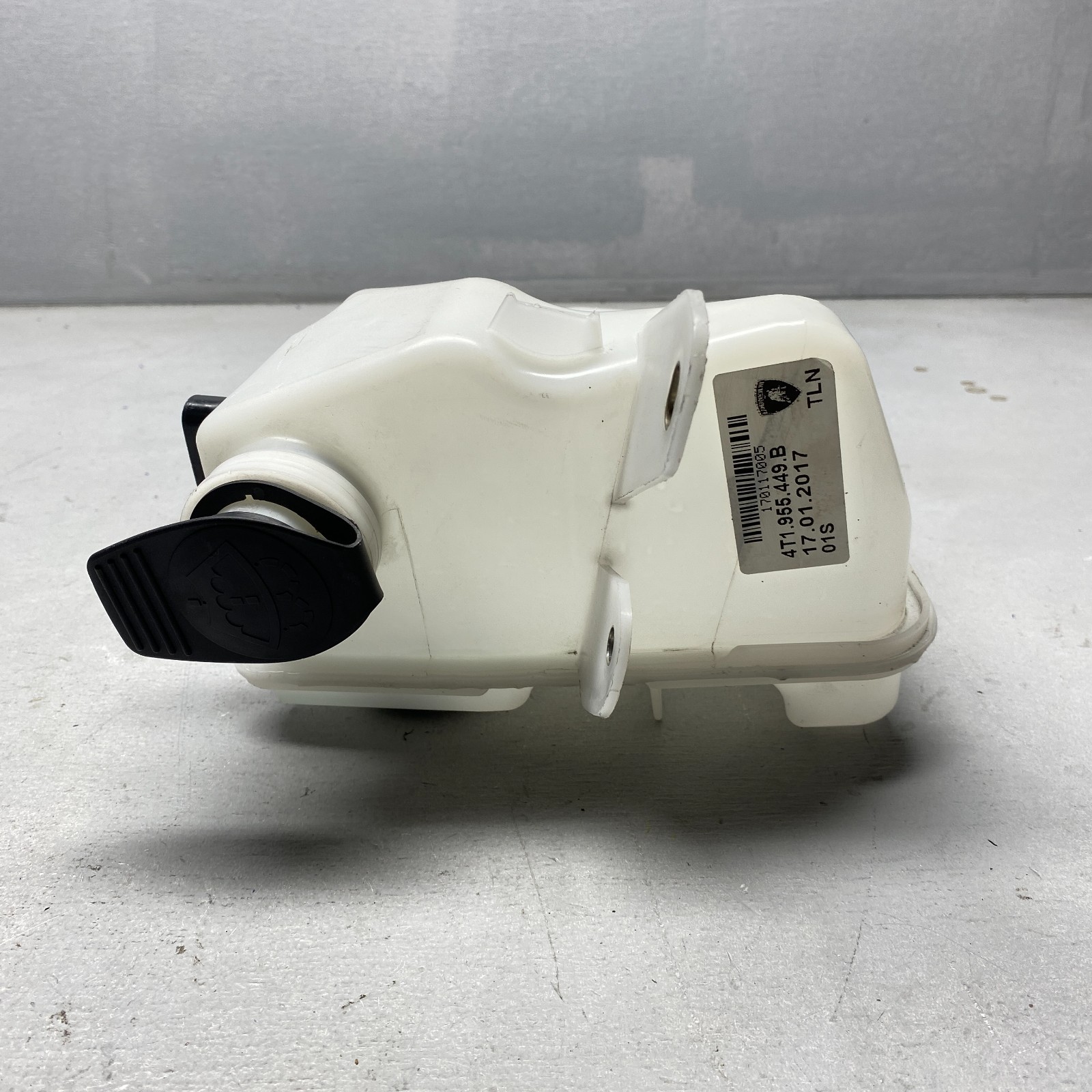 2018 Lamborghini Huracan Whasher Reservoir 4T1955449B