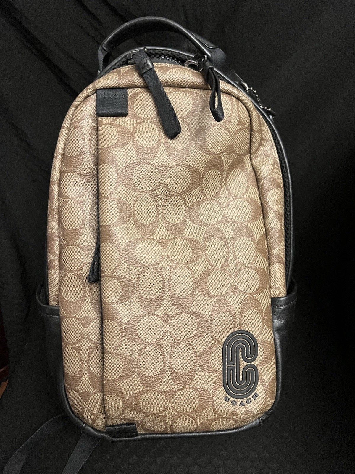 Coach Signature Edge Pack Unisex Crossbody Sling Bag Stylish Compact