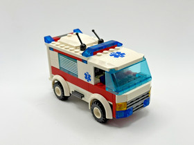 Lego City Ambulance Ambulance 7890