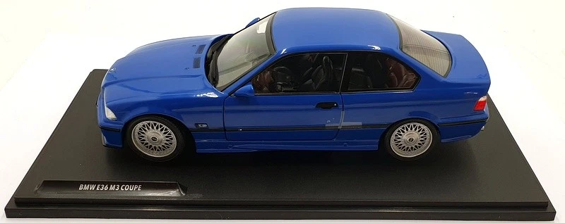 Solido масштаб 1/18 литая модель S1803912 - BMW E36 M3 - синий Санторини - 1996 - Изображение 3 из 4