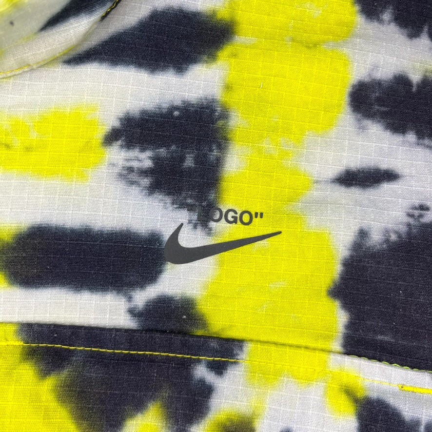 Off-White x Nike Lab NRG Womens Jacket Medium Tie Dye Keep Off-White x Nike Lab NRG Womens Jacket Medium Tie Dye Keep