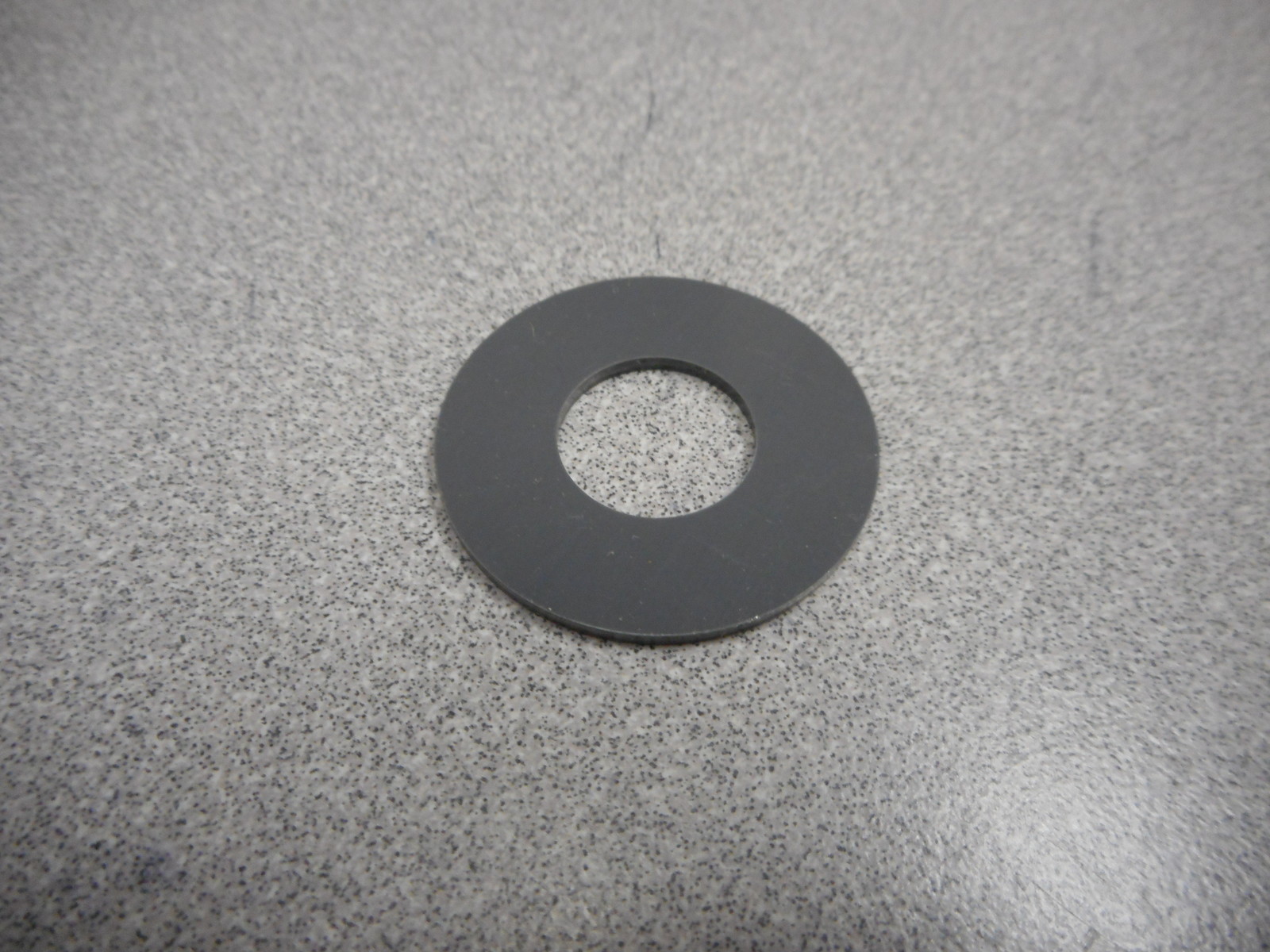 DISTR BY MCMASTERCARR 95611A033 PVD FLAT WASHER ,1/2in SCREW 0.562in