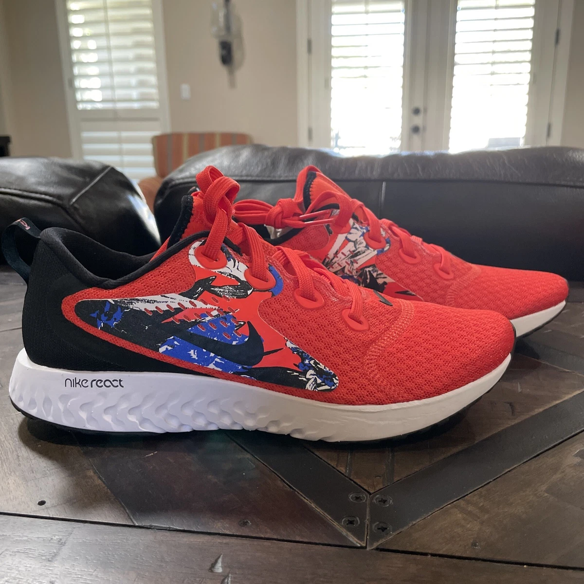 Nike legend react best sale floral