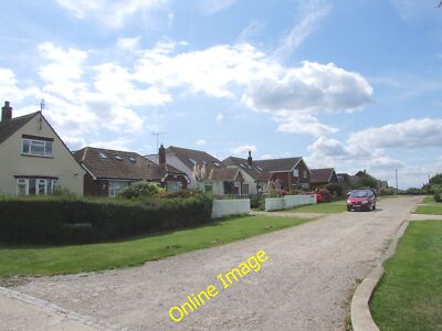 Foto 6x4 Sunray Avenue, Seasalter Whitstable c2014