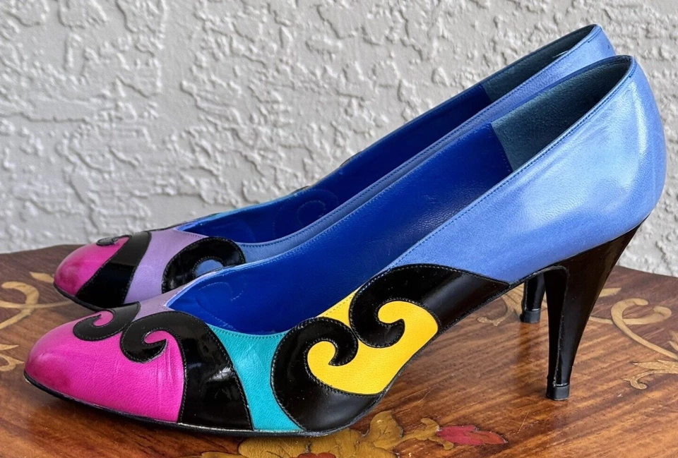 Zapatos de tacón Stuart Weitzman para Giorgio Beverly Hills coloridos años 80 7,5 DE COLECCIÓN Foto 4 de 4