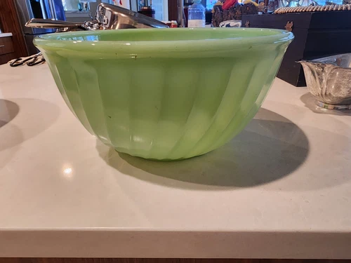 Vintage FIRE KING JADEITE SWIRL 9" Nesting Mixing Bowl 19