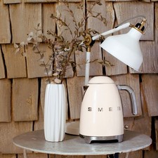 Smeg 50’s Style KLF03CRUK 1.7L Retro Kettle 3000W, Cream Gloss Finish