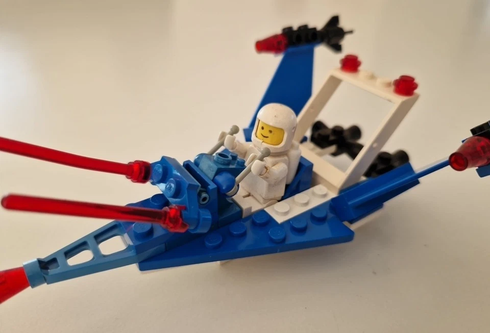 Lego 6845 Cosmic Charger  - verfärbt !! - Bild 2 von 4