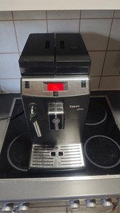 Kaffeemaschine Kaffeevollautomat Saeco Lirika SUP041E