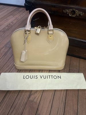 Louis Vuitton Alma Handbag Monogram Vernis Mm