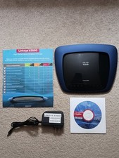 LINKSYS E3000 Wireless-N 2.4GHz/5GHz Dual-Band Gigabit Router w/4 Wired Ports