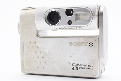 SONY DSC-F77 DIGITAL STILL CAMERA Cyber-shot 4.0 MEGA PIXELS Carl