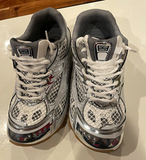 Bottega Veneta Men's Low Top Lace-Up Athletic Sneakers Silver/White/Gray