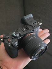 Sony Alpha 7CR Full-Frame Hybrid Camera - Black BODY ONLY  Shutter : 7305 
