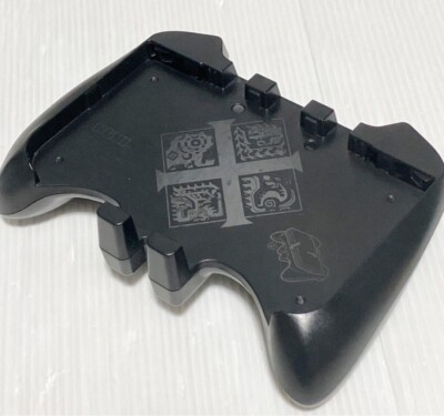 Hori Monster Hunter Cross X Hunting Gear Grip Pad for New Nintendo