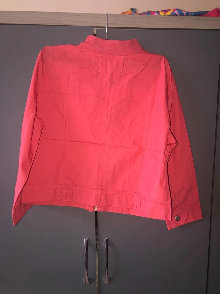 Women long sleeves zip up jacket size L(12/14) - Image 3 of 3