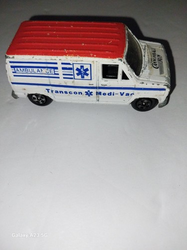 Vintage ERTL The Cannonball Run Ferrari Diecast Car And Cannonball Ford Van - Picture 9 of 13