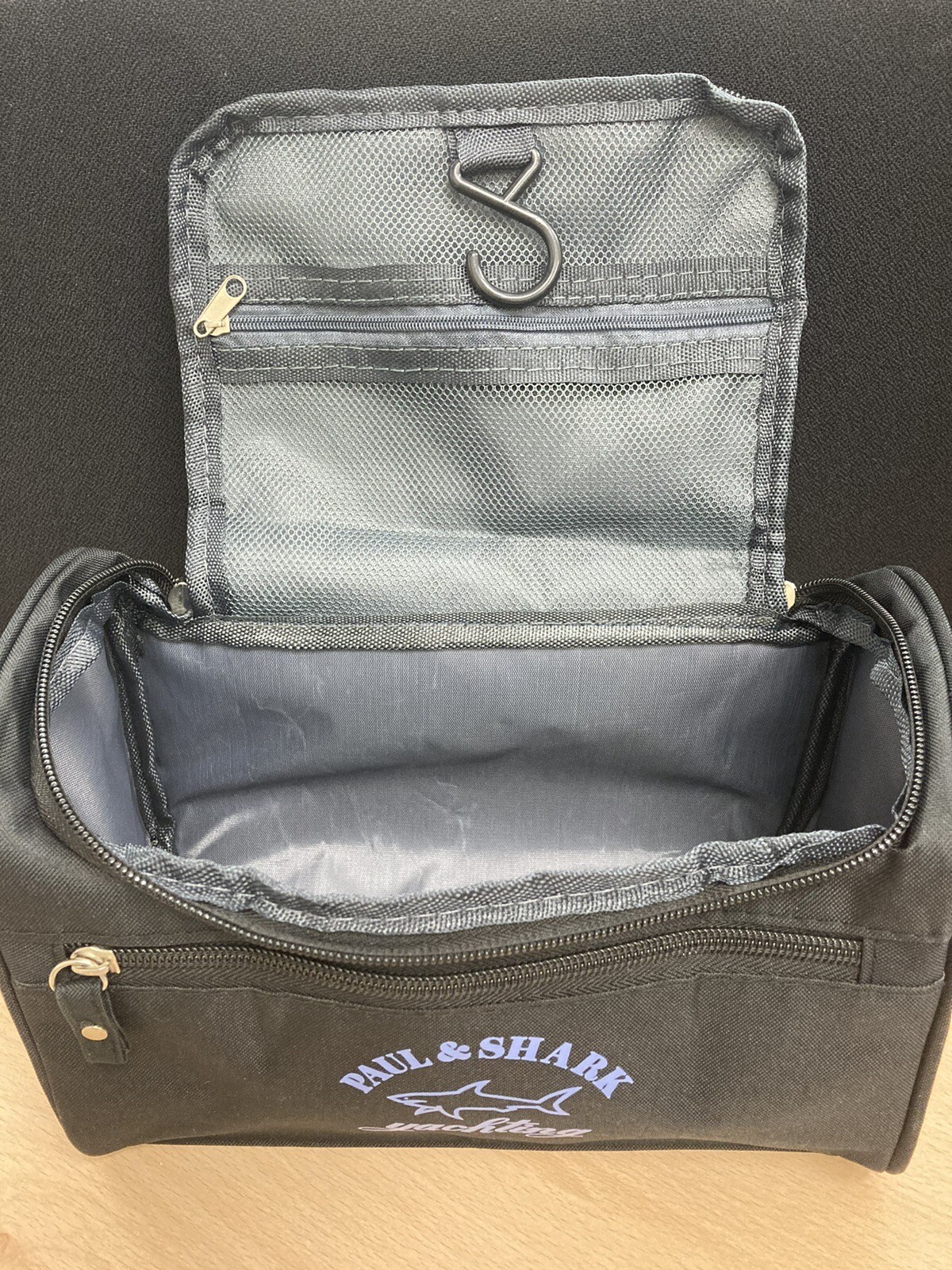 PAUL AND SHARK GYM WASH BAG TOILETRIES NEW LARGE CAPACITY eBay