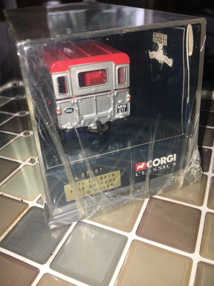 Corgi 07407; Land-Rover Series 2 109; City of Bath Fire Brigade; Sealed Boxed - Image 4 of 4