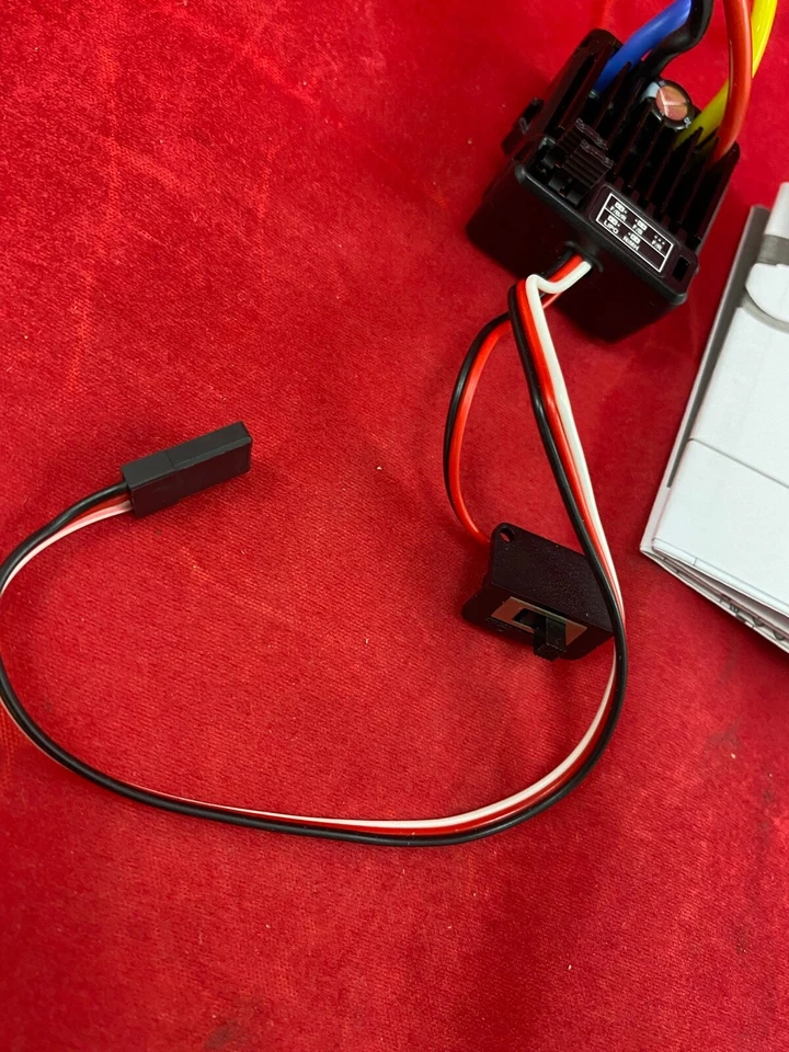 Hobbywing THW WP 1060 BRUSHED ESC 2s 3s TAMIYA PLUG waterproof speed control - Image 3 of 4