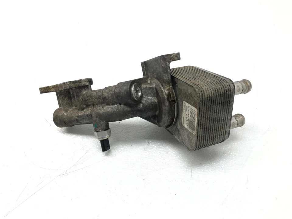 Ford Expedition 2018-2021 3,5 L EcoBoost motor enfriador de aceite fabricante original. Foto 2 de 4