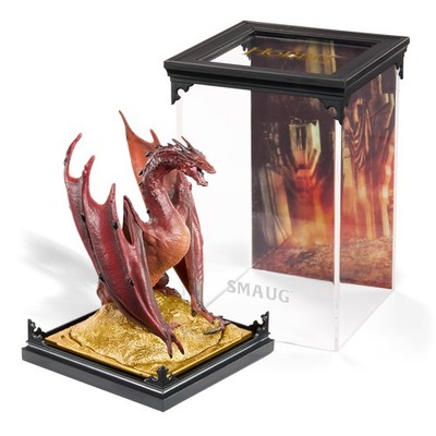 The Noble Collection The Hobbit Diorama Smaug