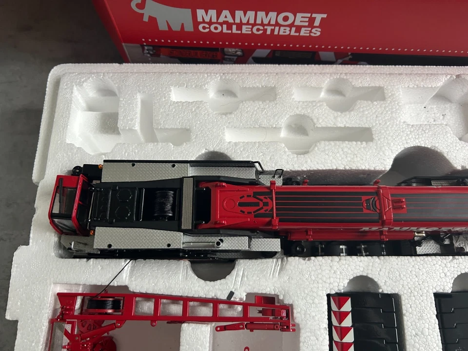 IMC 1:50 Mammoet Demag AC 700 (3) - Immagine 4 di 4