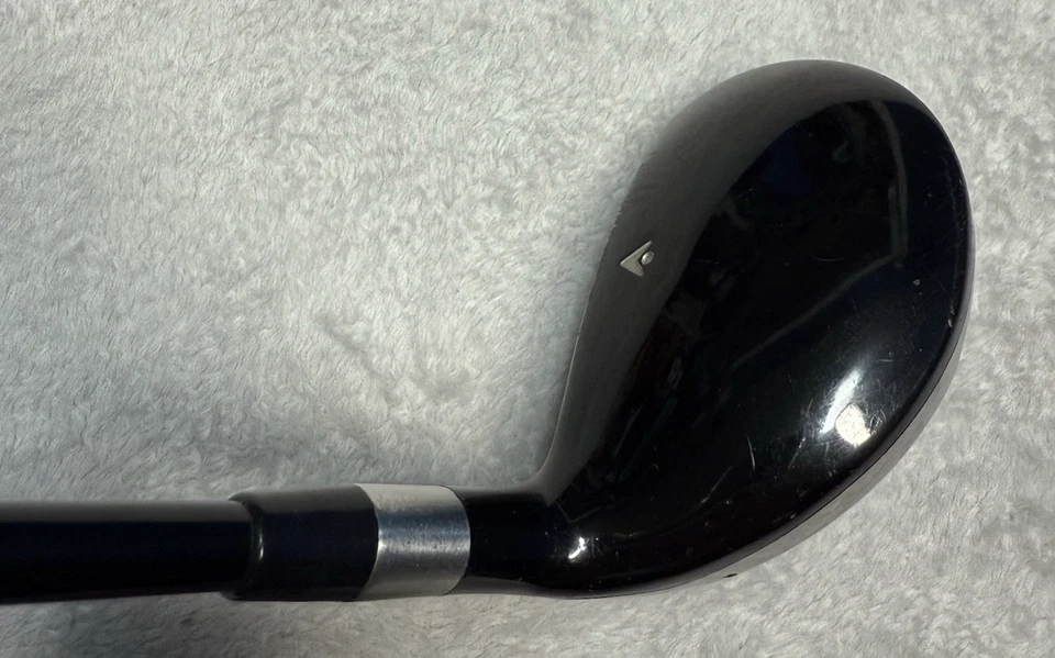 iDRIVE Híbrido #4 Madera 22° Derecha Club Tour 3.1 Bajo Par Alto Módulo Grafito Foto 3 de 4