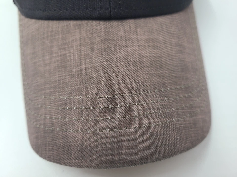 Gorra ajustable Audi Strapback mezcla de poliéster logotipo de carrera de autos hombres mujeres negra Foto 3 de 4