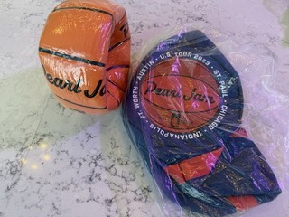 PEARL JAM 2023 TOUR DUFFEL BAG AND BASKETBALL NEW SEALED DEFLATED