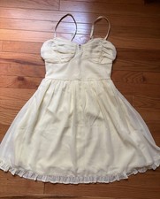 Women  s Fairy Cottagecore Butter Yellow Dress - Renaissance Fair / Halloween