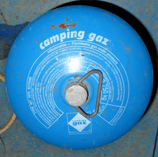 bouteille vide camping gaz consignée cuisine chauffage eclairage reste un fond