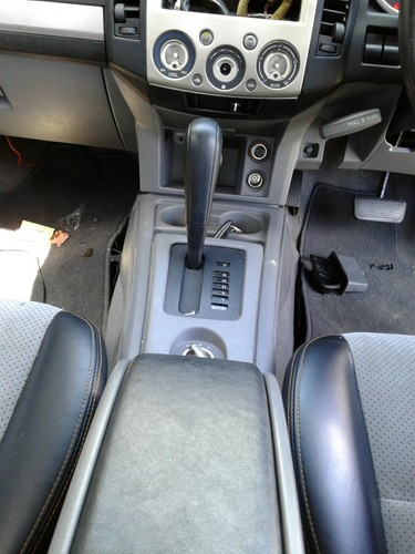 FORD RANGER PK 04/2009-06/2011 FRONT SEAT LEFT BUCKET SEAT TYPE WILDTRAK TYPE - Picture 11 of 12
