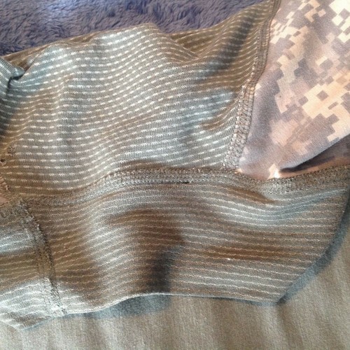 US Military Army ACU Combat Shirt Medium Camo Camouflage Massif Mountain Gear - Picture 7 of 8