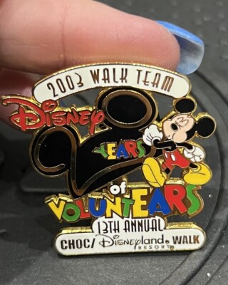 DLR VoluntEARS CHOC 2003 Walk Team Exclusive Mickey Mouse Disney Pin 41543