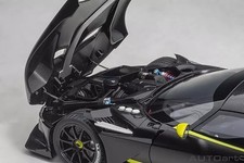 Mini car 1/18 Aston Martin Vulcan (matte black * lime green stripe) [70262]