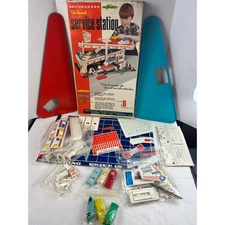 Vintage 1960s Brumberger Tri‑Level Service Station Steel Construction Set w/ Box