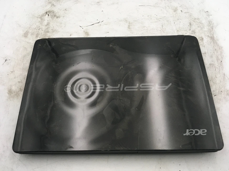 ACER ASPIRE ONE 722 -FOR PARTS/NO POWER- AMD C60 - 4GB RAM - 11" -NO OS-READ- BB - Image 4 of 4