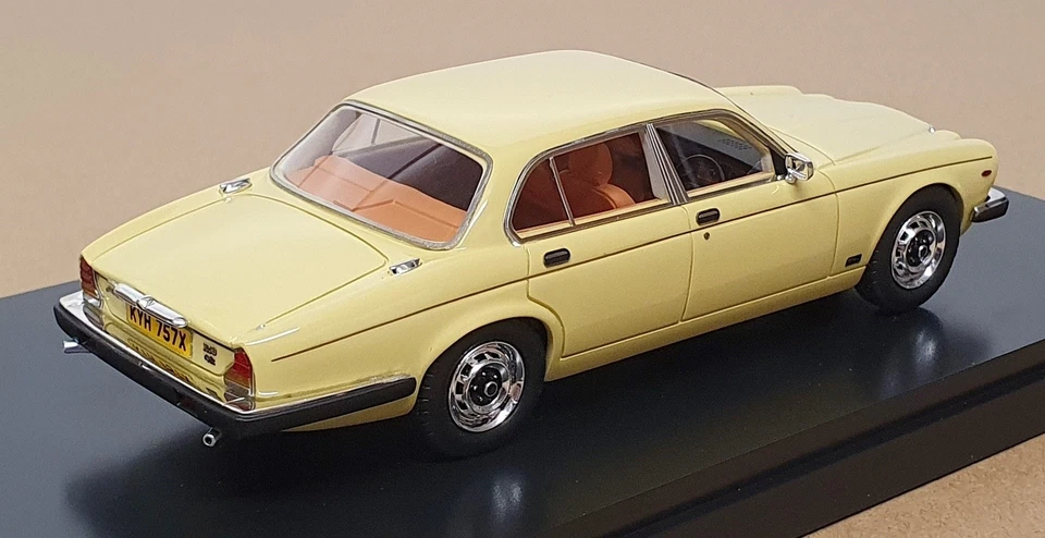 Matrix escala 1/43 MX41001-282 - 1979-85 Jaguar XJ6 4.2 SIII - Portland Beige Foto 2 de 4