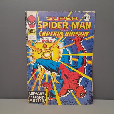 Vintage Spider-Man Comic Book July 1977 Captain Britain Beware: The Lightmaster