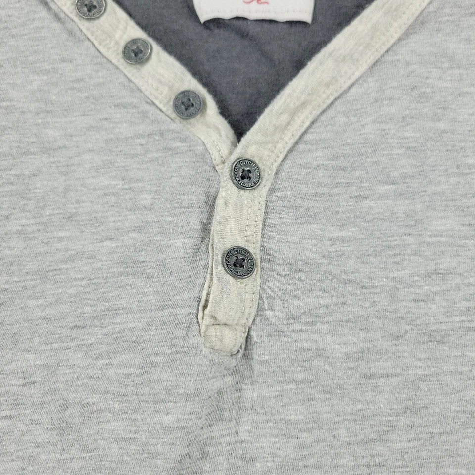 Camisa Ditch Plains Hombres XL Gris Henley Cuello en V Manga Corta Botones Pullover Adulto Foto 3 de 4