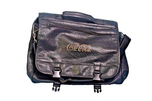 LeSportsac Coca Cola, It's The Real Thing Deluxe Everyday