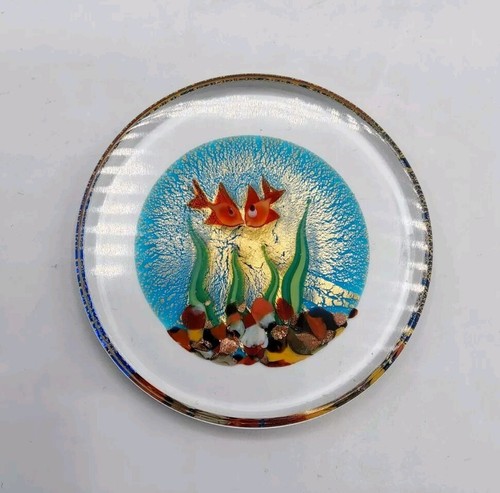 Presse-papier Lucite Vintage – Aquarium Avec Poisson Ange, Thermomètre Et Coquillages – Ambre