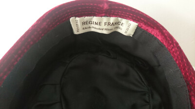 Chapeau Vintage Régine Paris En Velours Rouge - Béret Années 50/70, état Neuf Avec étiquettes