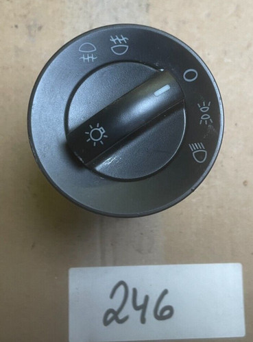 VW Polo IV 9N 2001-2009 Lichtschalter Schalter Licht Hauptscheinwerfer